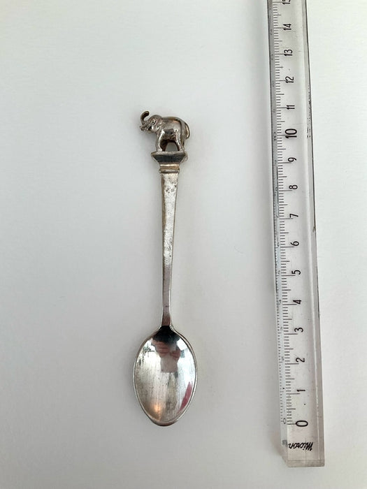 Spoon Elephant