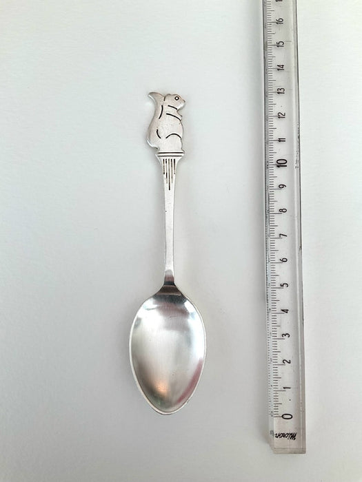 Spoon Squirrel