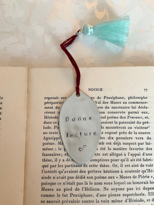 Bookmark with tassel "Bonne lecture"