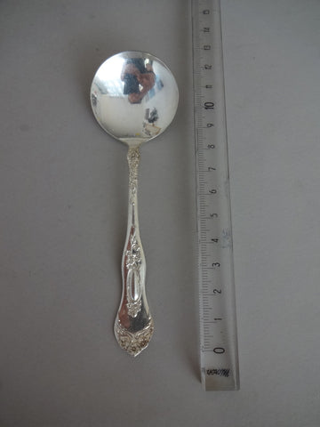 .Spoon with flowers
