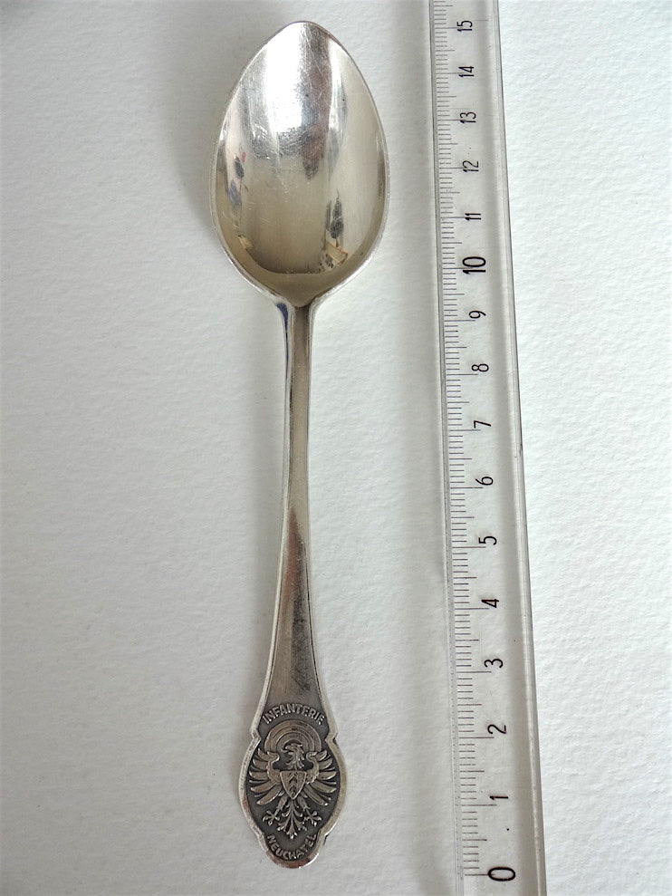 Sex guide Neuchâtel Call girl Neuchâtel